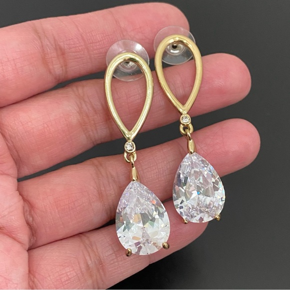 Unsigned Gold-tone Large Crystal Glass Teardrop 11mm Dangling Drop Earrings 12g - Picture 3 of 14